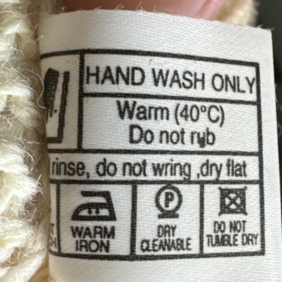 Vintage 90s Highland Home Industries Hand Knit Pure Wool Cream Cardigan | Sz: S - Picture 13 of 13